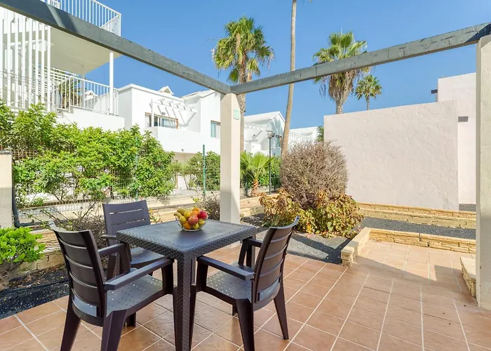 아파트 Homeforguest Moderno En